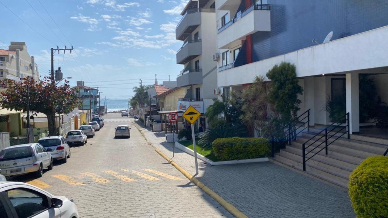 Bombas/ Bombinhas, A 50M Do Mar, Apartamento 2 Quartos, Com Churrasqueira Na Sacada, Ar E Wi-Fi Екстериор снимка